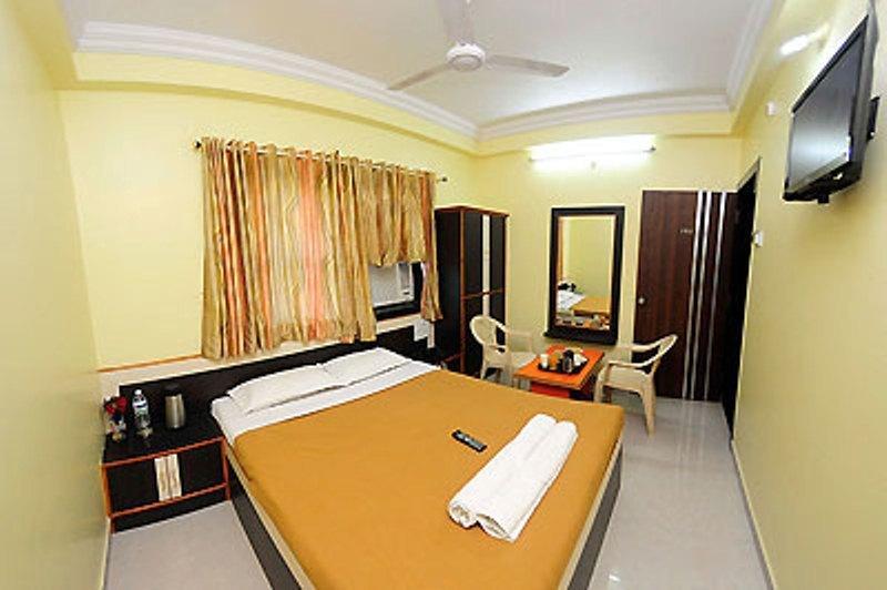 Hotel Sai Ganesh Shirdi Room photo