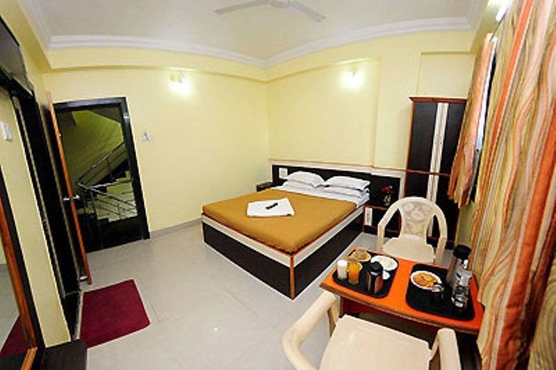 Hotel Sai Ganesh Shirdi Room photo