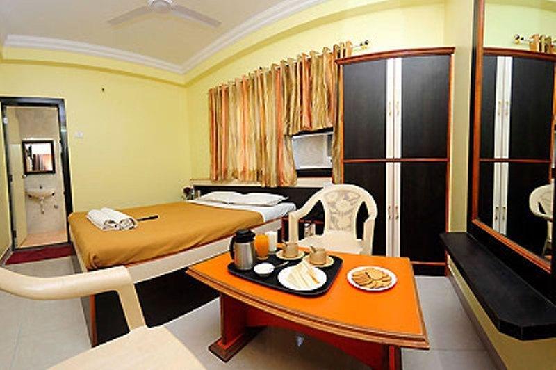 Hotel Sai Ganesh Shirdi Room photo